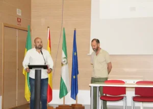 Charla informativa del GDR Valle del Guadalhorce sobre las ayudas LEADER 2023-2027 en Estación de Cártama