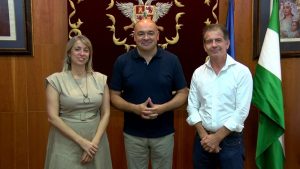 Equipo de gobierno de Alhaurín el Grande en la presentación de la convocatoria de empleo público 2026
