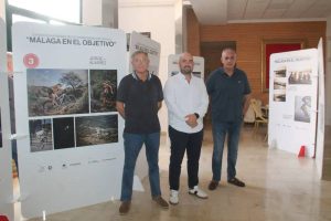 Exposición del III Premio de Fotoperiodismo Deportivo Málaga en el Objetivo en el hall del Ayuntamiento de Cártama