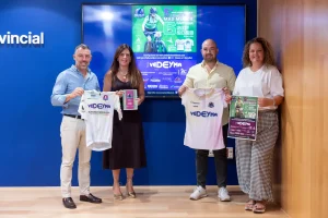 Ciclistas en el Gran Premio Ciudad de El Sexmo Más Mujer de BTT en Cártama
